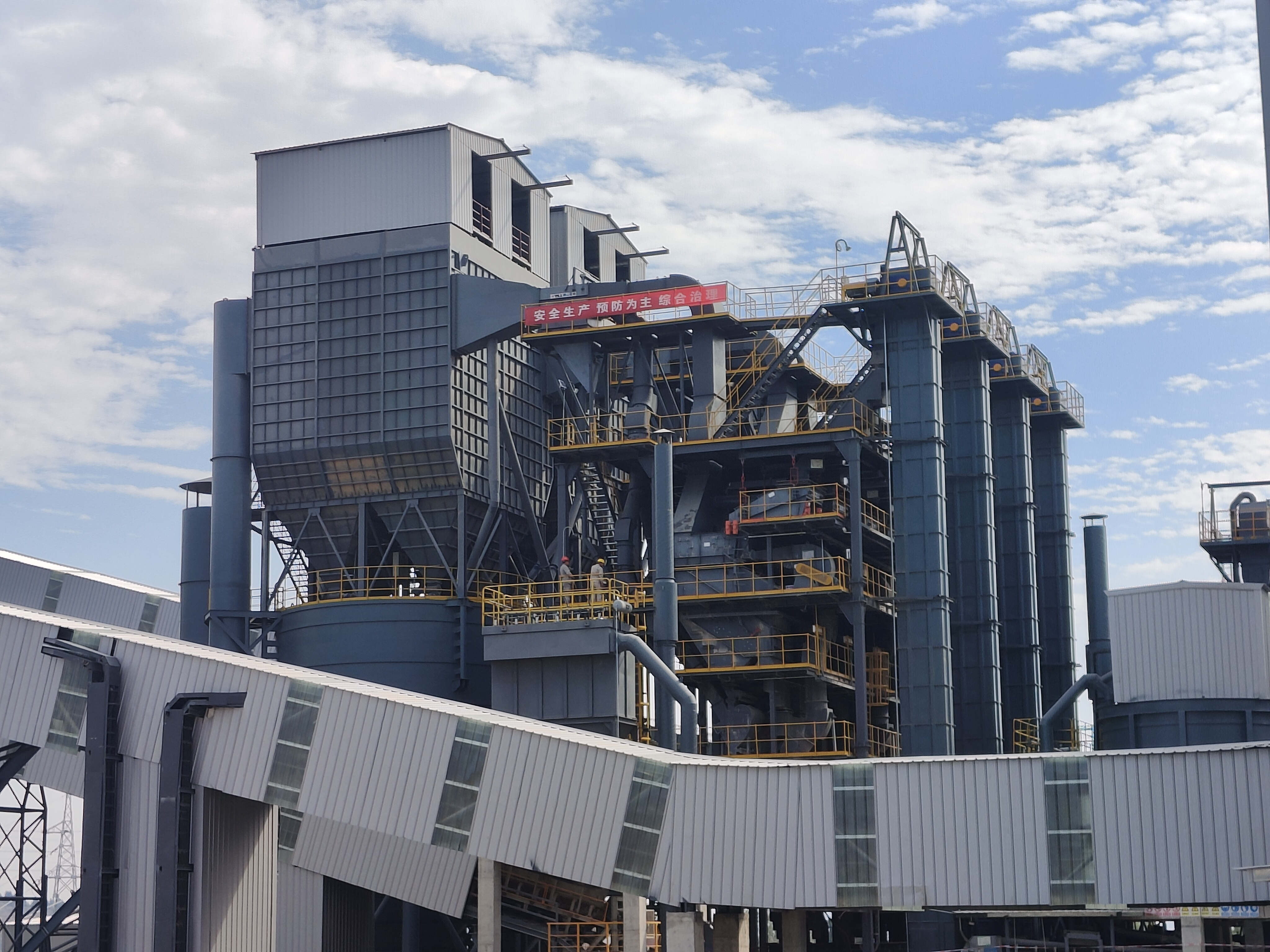 28項大型基礎建設工程獲批，制砂樓助力企業(yè)提高砂石品質